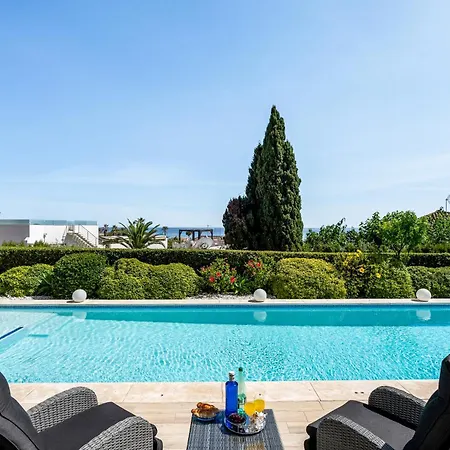 Hermosa En Marbella,100 M Playa, Vistas Al Mar, Piscina Privada Villa *