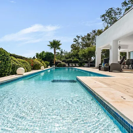 Villa Hermosa En Marbella,100 M Playa, Vistas Al Mar, Piscina Privada
