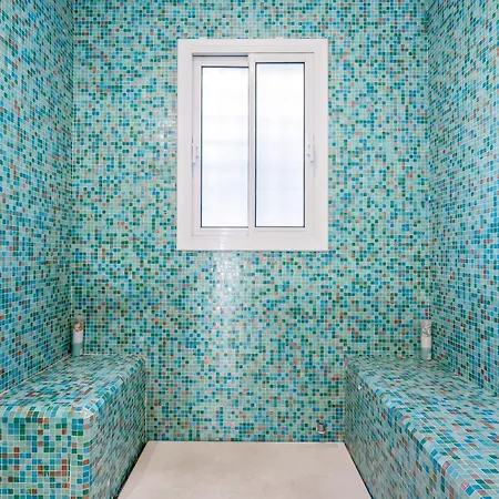 Vila Hermosa En Marbella,100 M Playa, Vistas Al Mar, Piscina Privada