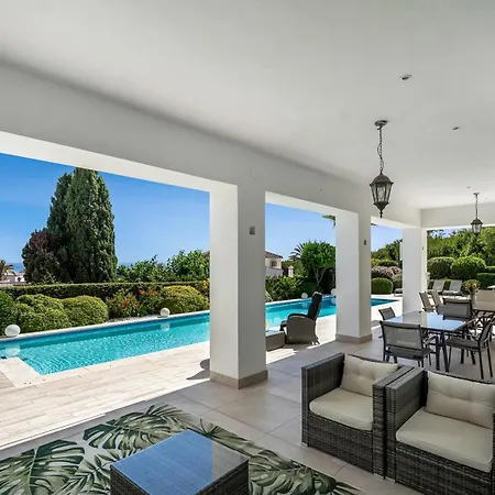 Villa Hermosa En Marbella,100 M Playa, Vistas Al Mar, Piscina Privada *