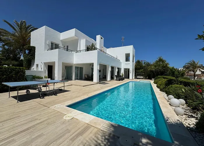 Hermosa En Marbella,100 M Playa, Vistas Al Mar, Piscina Privada Marbella