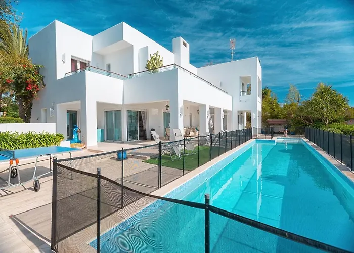 Hermosa En Marbella,100 M Playa, Vistas Al Mar, Piscina Privada *