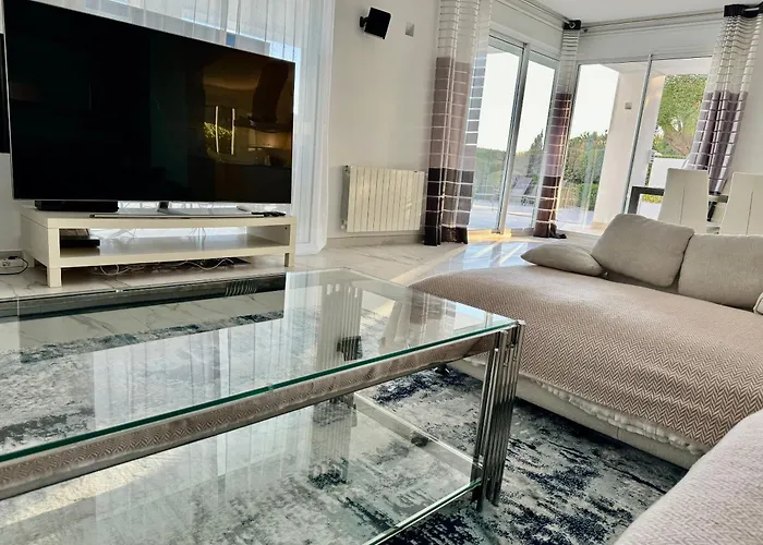 Hermosa En Marbella,100 M Playa, Vistas Al Mar, Piscina Privada Willa