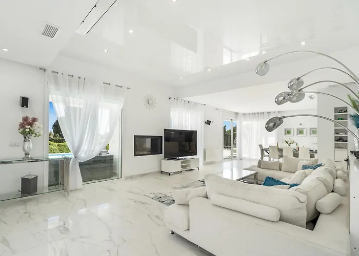 Hermosa En Marbella,100 M Playa, Vistas Al Mar, Piscina Privada Willa Marbella