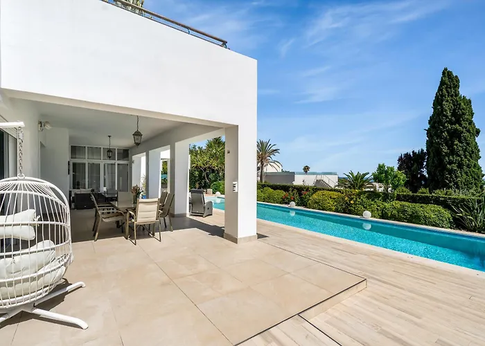 Hermosa En Marbella,100 M Playa, Vistas Al Mar, Piscina Privada * Marbella