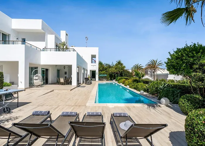 Hermosa En Marbella,100 M Playa, Vistas Al Mar, Piscina Privada *