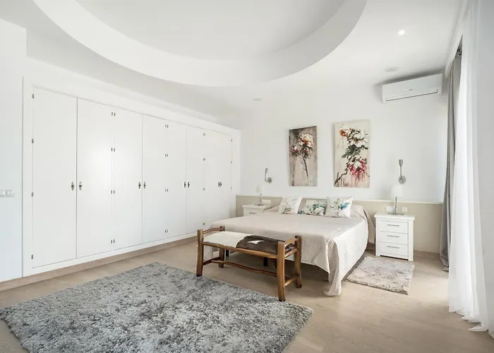 Hermosa En Marbella,100 M Playa, Vistas Al Mar, Piscina Privada * Marbella