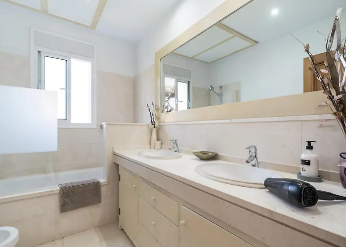 Willa Hermosa En Marbella,100 M Playa, Vistas Al Mar, Piscina Privada