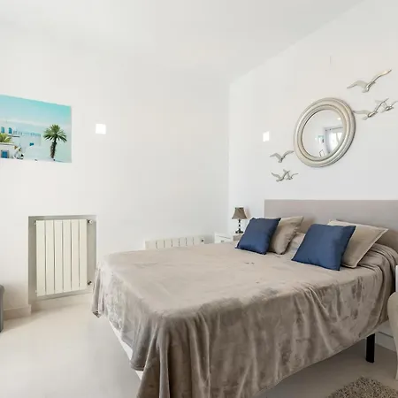 Hermosa En Marbella,100 M Playa, Vistas Al Mar, Piscina Privada *