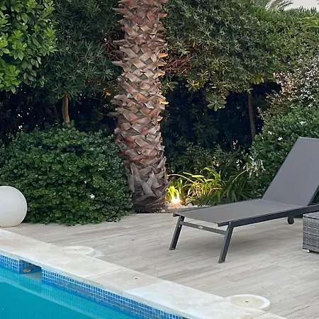 Villa Hermosa En Marbella,100 M Playa, Vistas Al Mar, Piscina Privada