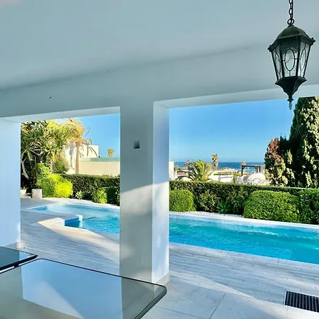 Villa Hermosa En Marbella,100 M Playa, Vistas Al Mar, Piscina Privada *