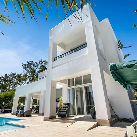 Hermosa En Marbella,100 M Playa, Vistas Al Mar, Piscina Privada Villa *